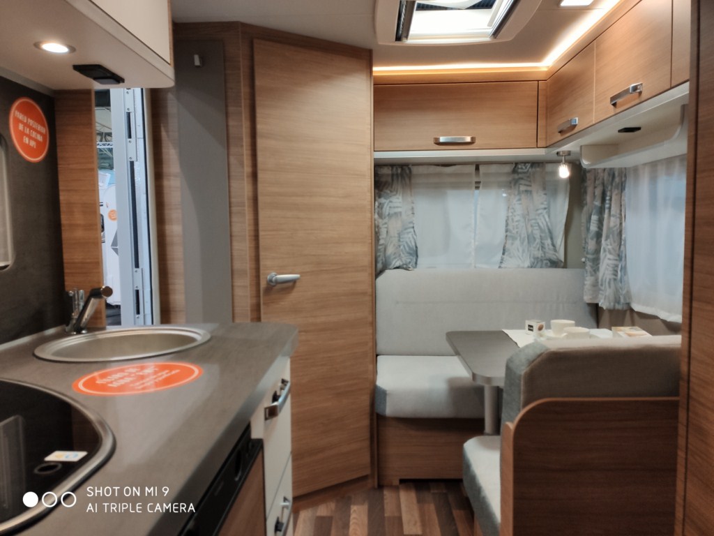 Caravana nueva Weinsberg Caraone 390 QD