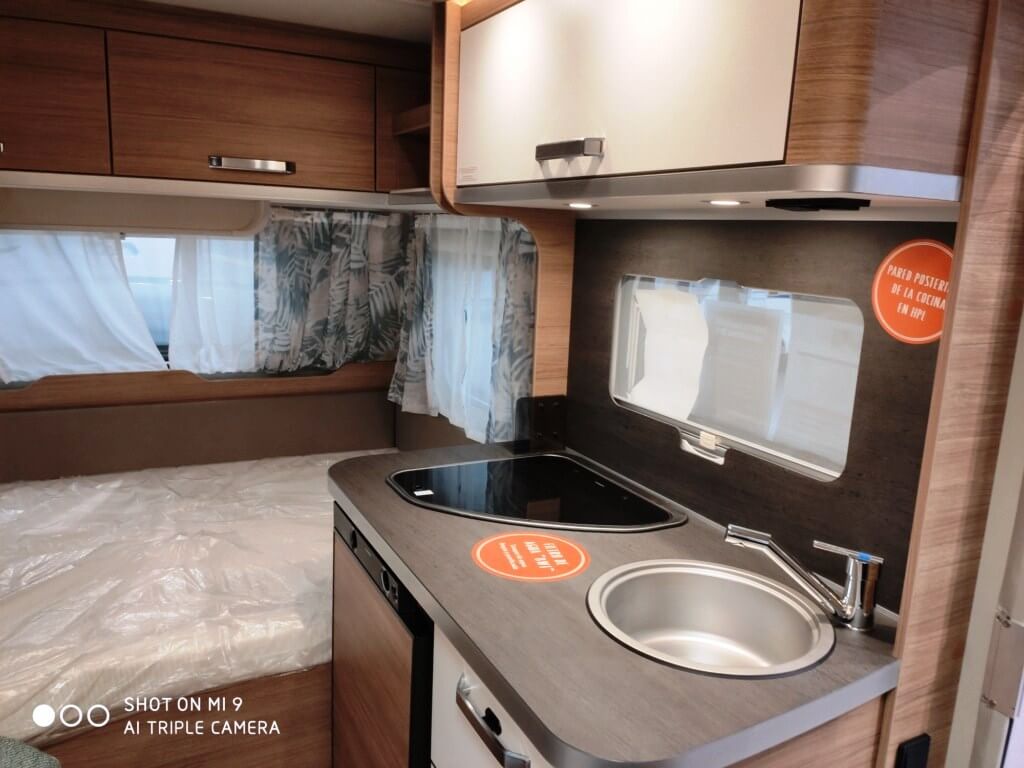 Caravana nueva Weinsberg Caraone 390 QD