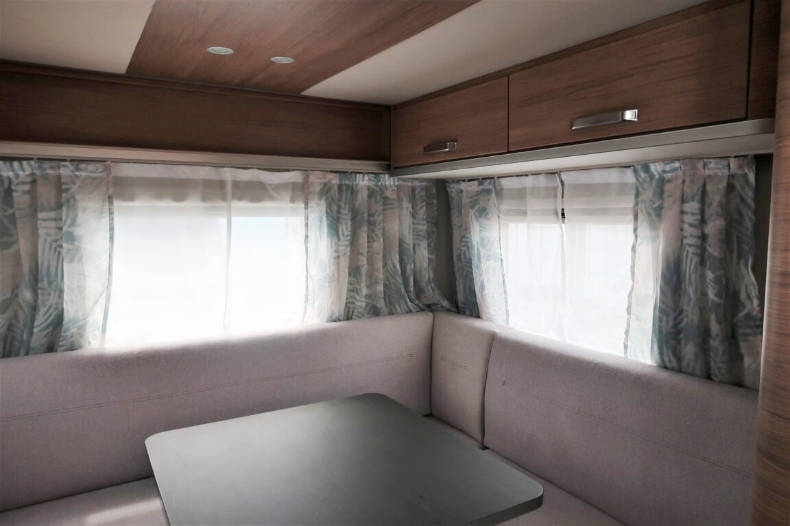 Caravana nova Weinsberg Caraone 390 PUH