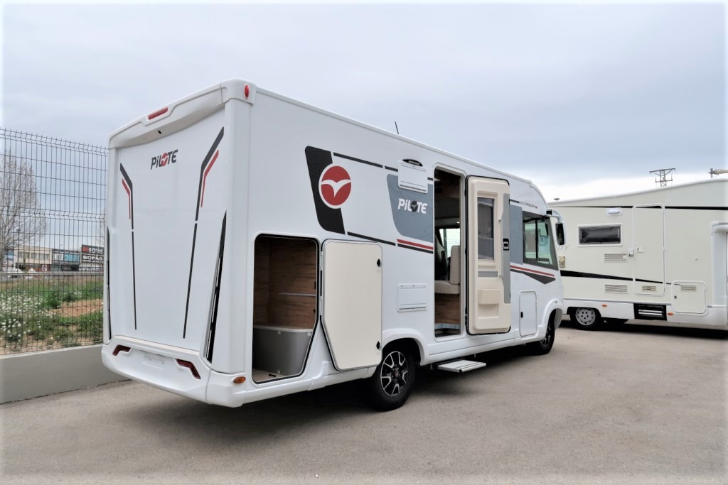 AUTOCARAVANA NOVA PILOTE G690D