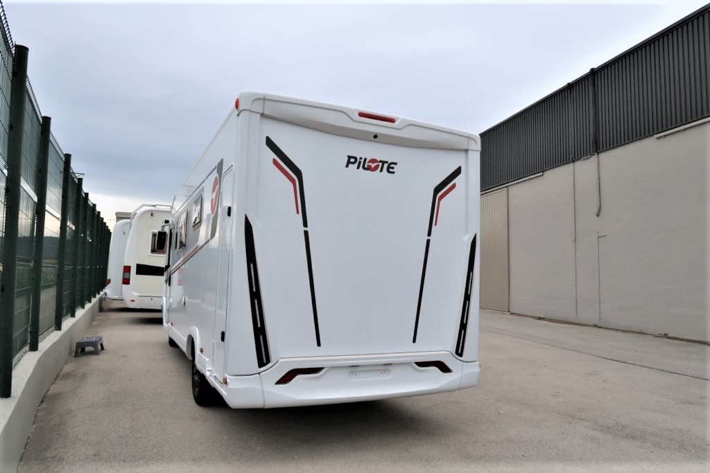 AUTOCARAVANA NOVA PILOTE G690D