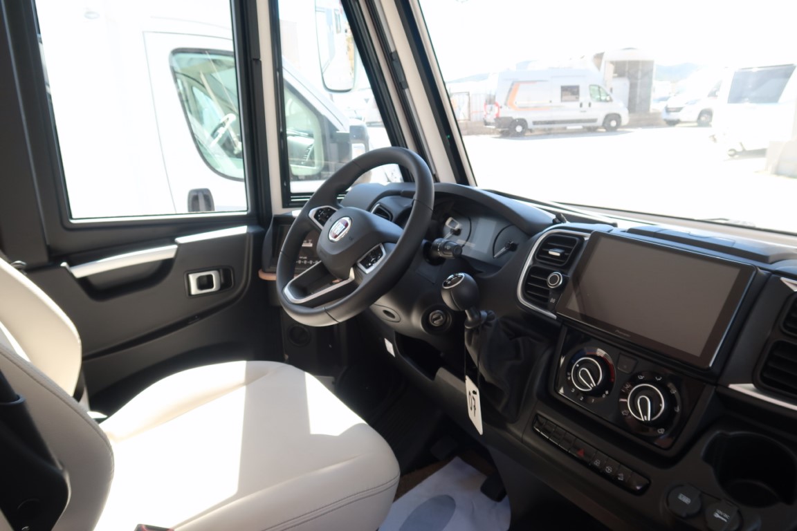 AUTOCARAVANA NOVA PILOTE G690D