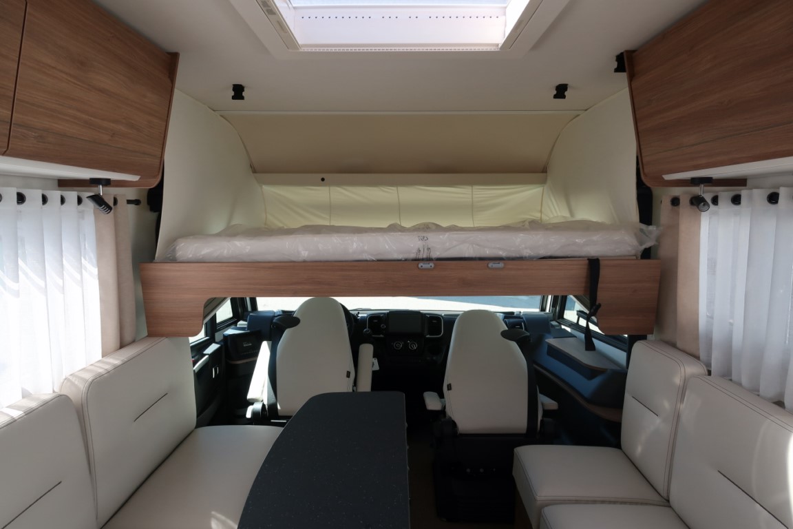 AUTOCARAVANA NOVA PILOTE G690D