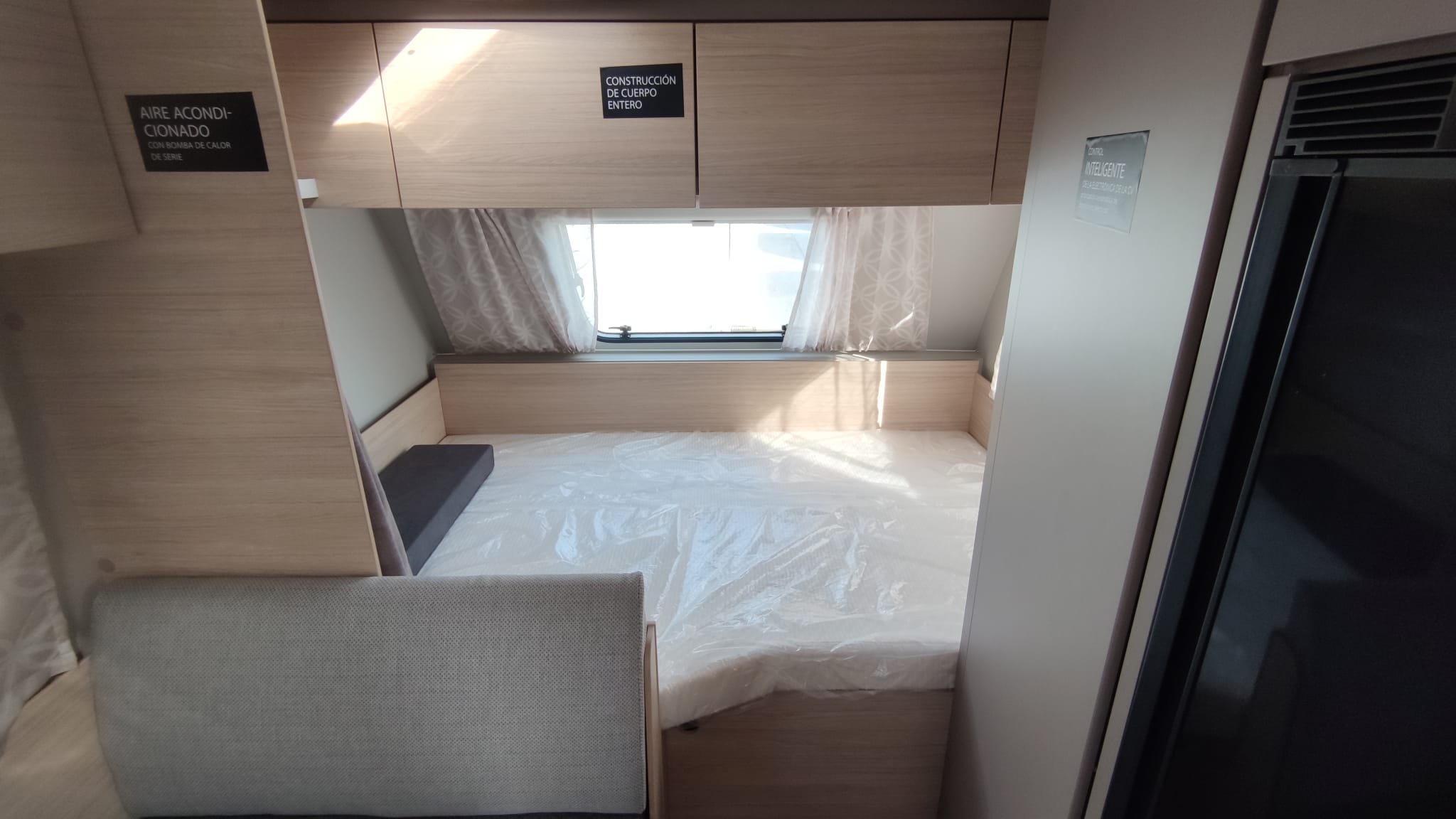 Caravana nova Weinsberg Caracito 470 QDK