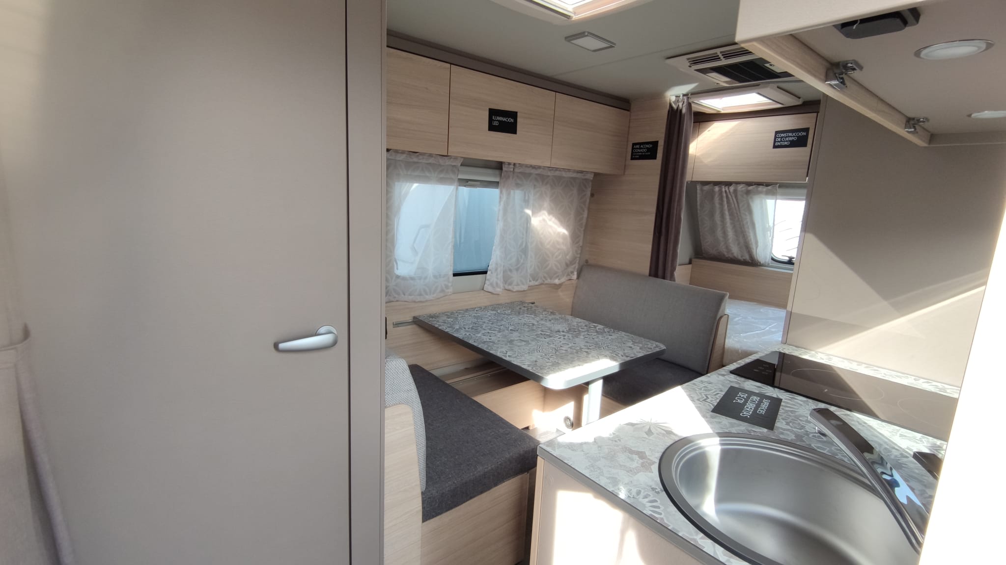 Caravana nova Weinsberg Caracito 470 QDK