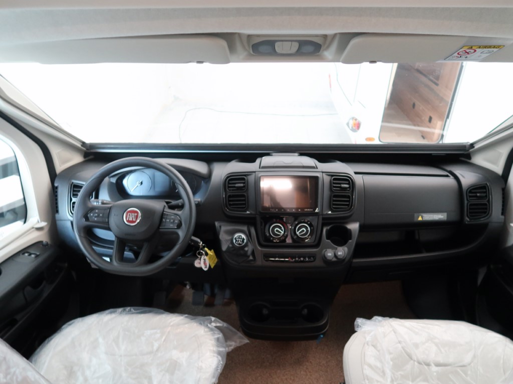 AUTOCARAVANA NOVA PILOTE PACIFIC 696 U