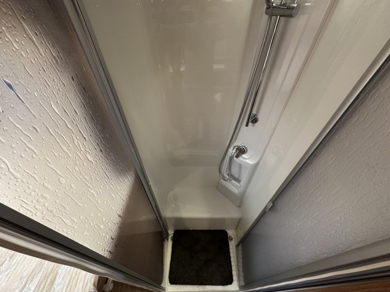 AUTOCARAVANA NOVA WEINSBERG CARACORE 700 MEG
