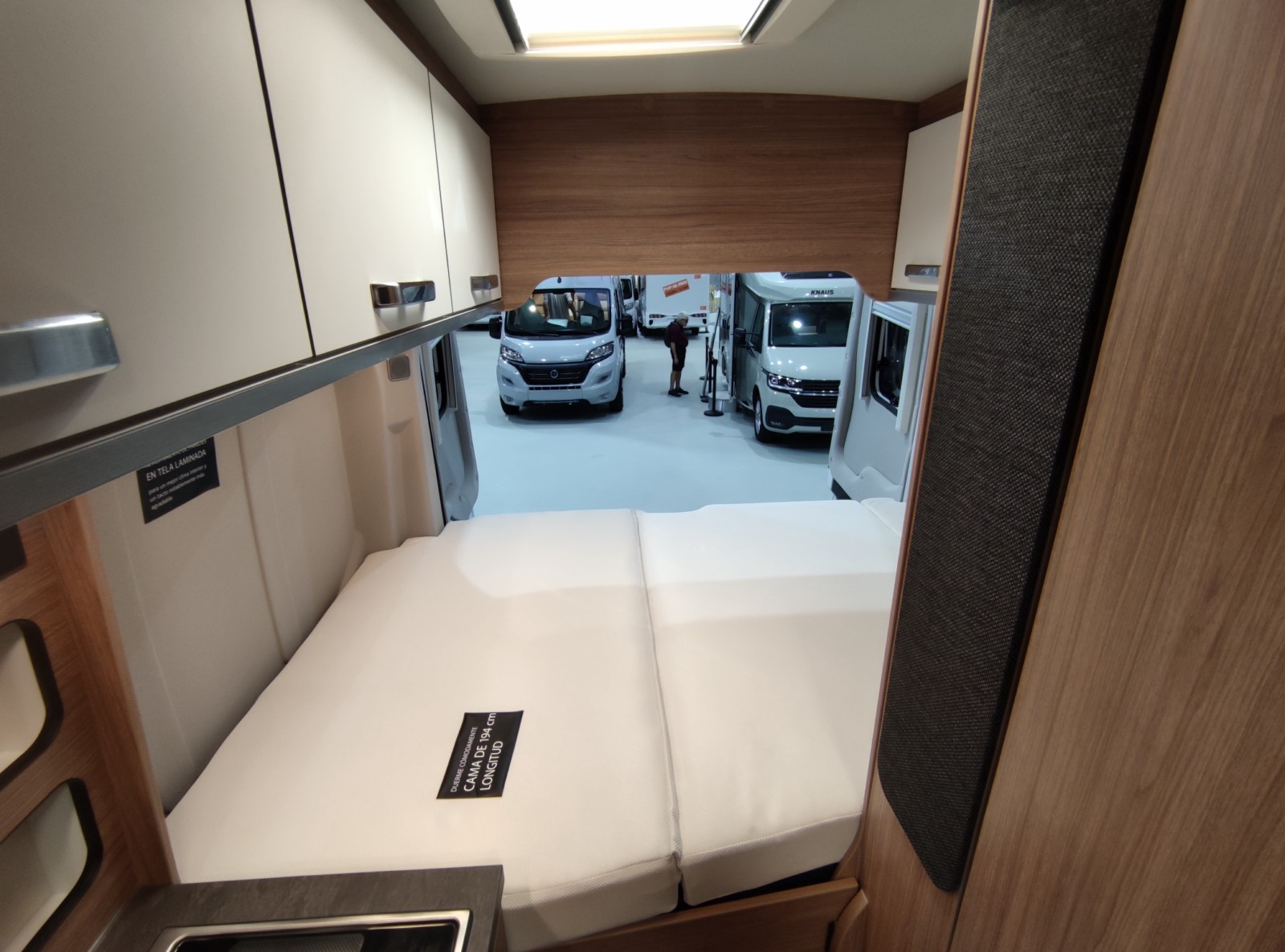 FURGONETA CAMPER NOVA WEINSBERG CARABUS 600 MQ EN FORD