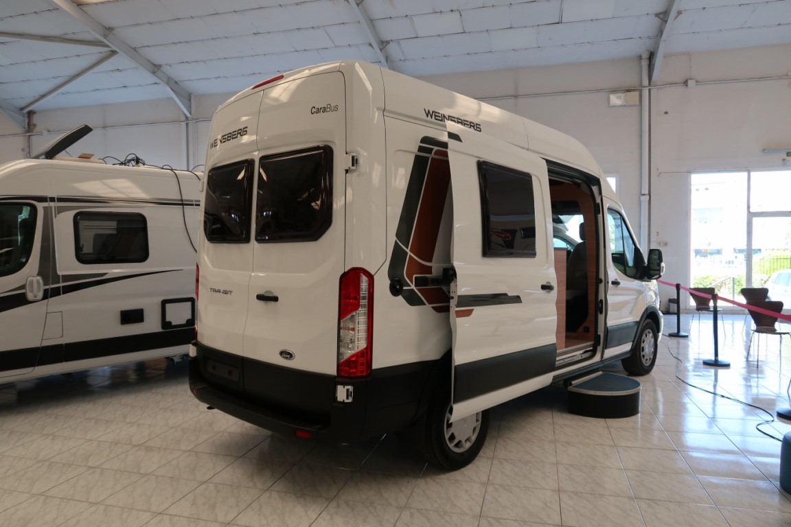 FURGONETA CAMPER NOVA WEINSBERG CARABUS 600 MQ EN FORD