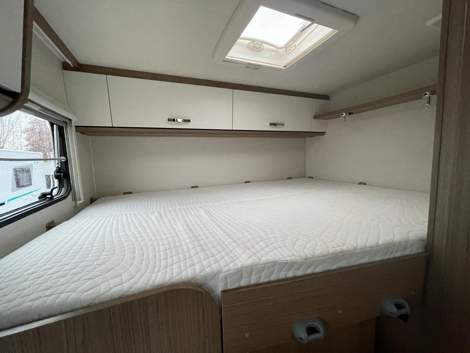 AUTOCARAVANA SEGONA MÀ CARADO V132