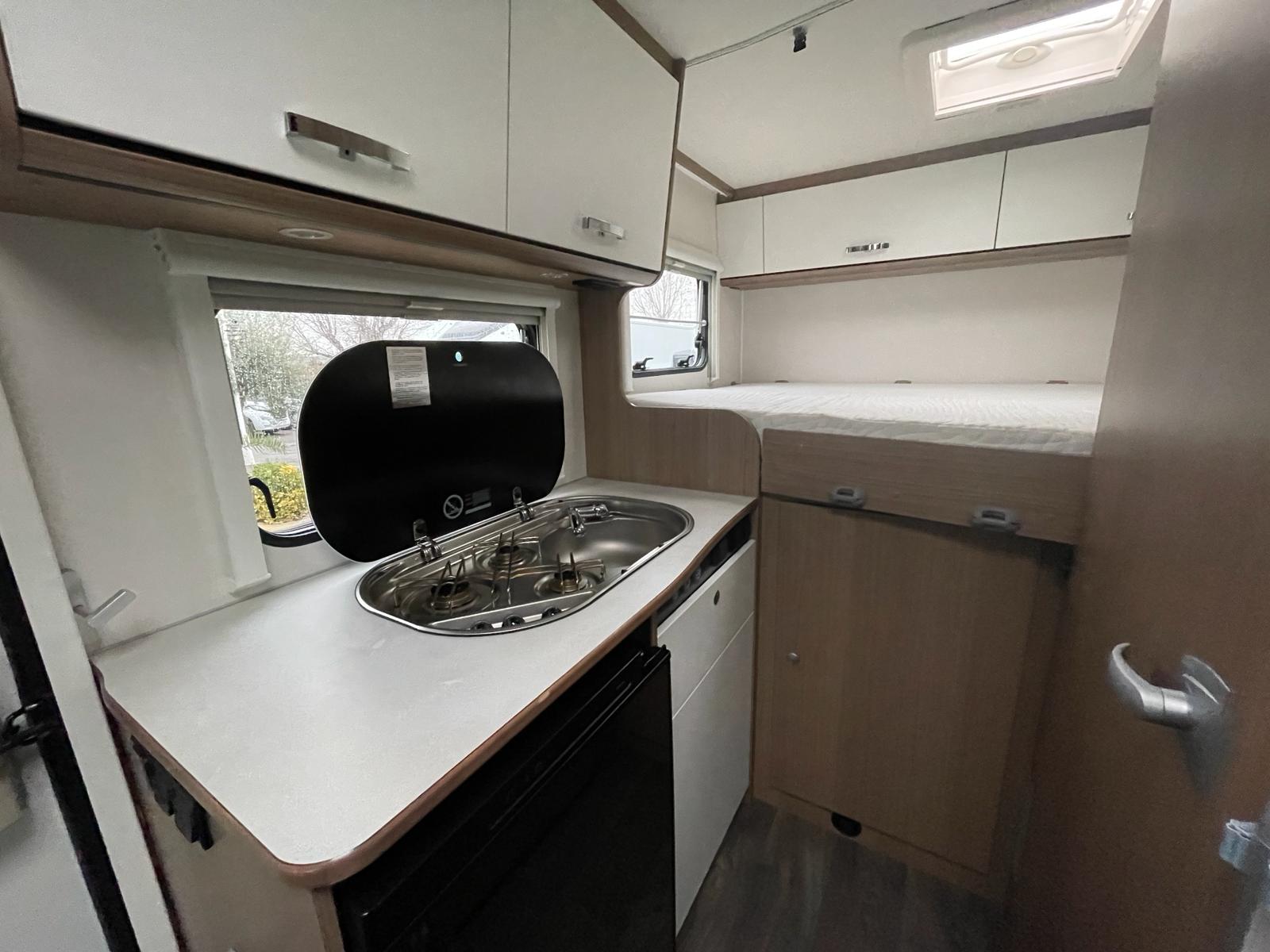 AUTOCARAVANA SEGONA MÀ CARADO V132