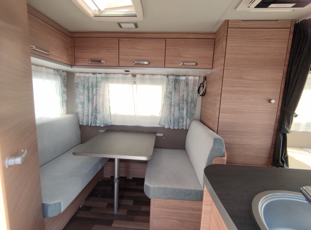 Caravana segona mà Weinsberg CaraOne 390 QD