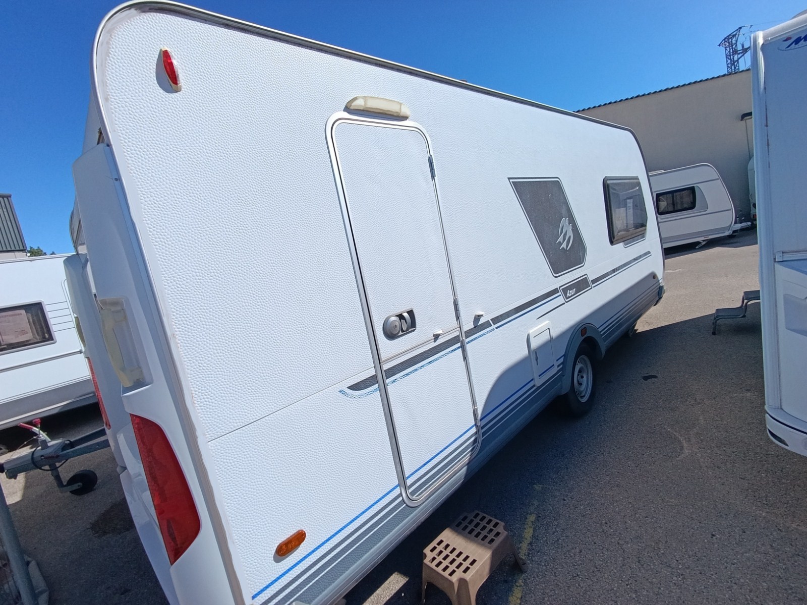 CARAVANA OFERTA KNAUS AZUR 500 ES – KM.0