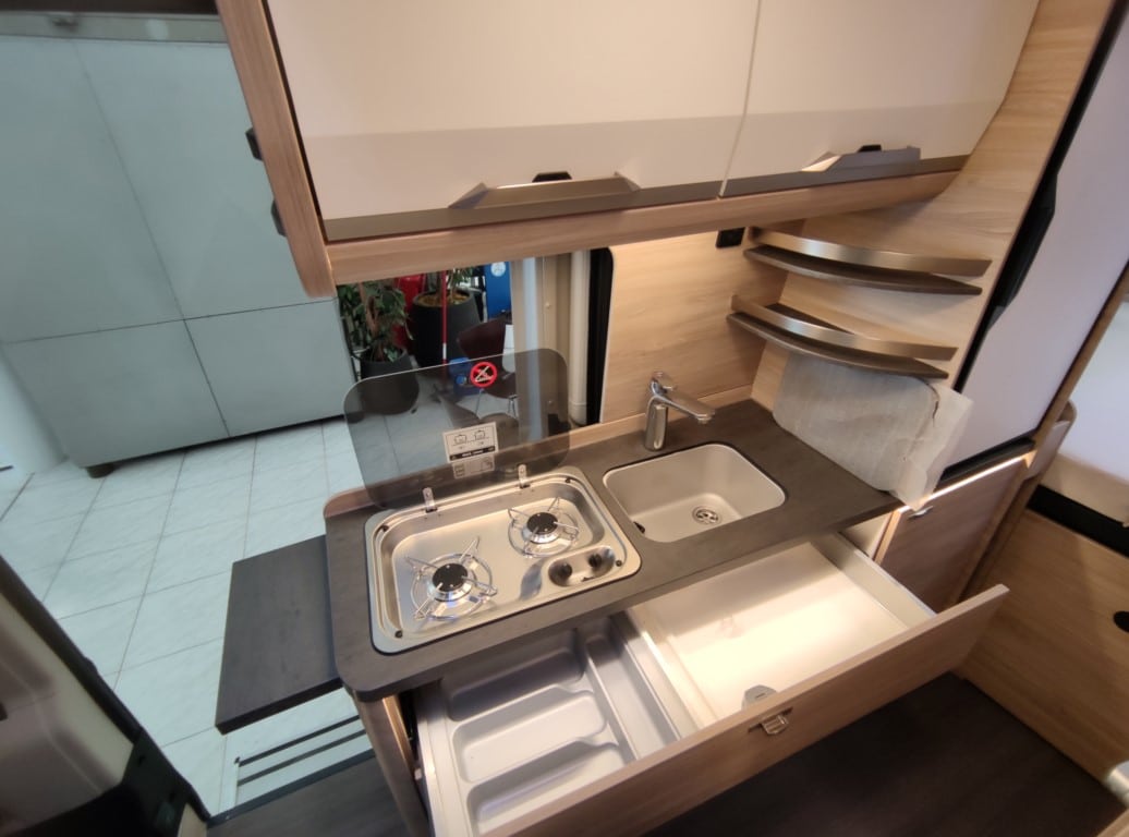 CAMPER FURGONETA KNAUS BOXSTAR STREET 600 MQ SOSTRE ELEVABLE