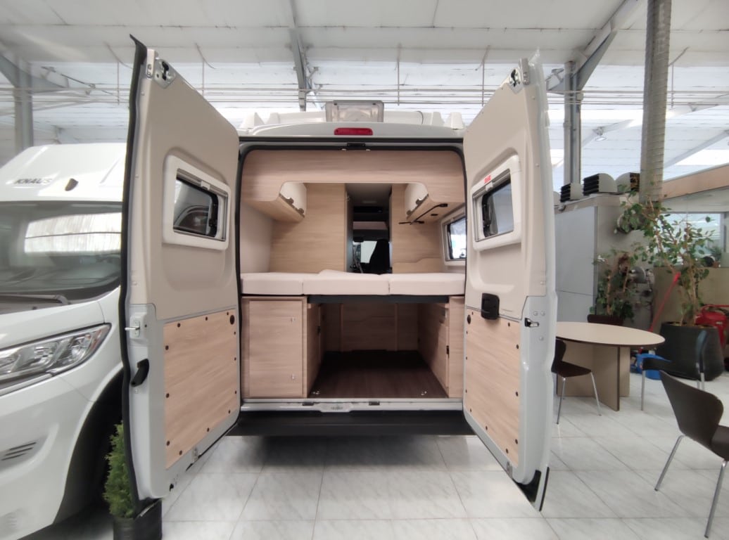 CAMPER FURGONETA KNAUS BOXSTAR STREET 600 MQ SOSTRE ELEVABLE