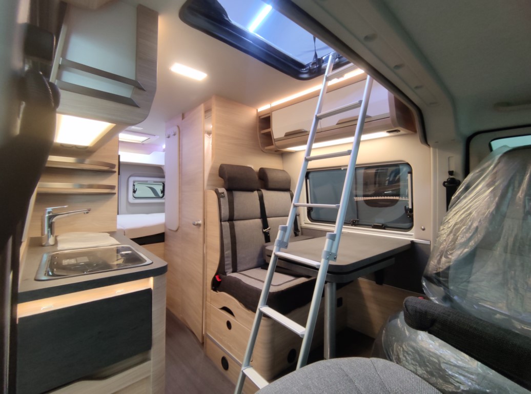 CAMPER FURGONETA KNAUS BOXSTAR STREET 600 MQ SOSTRE ELEVABLE