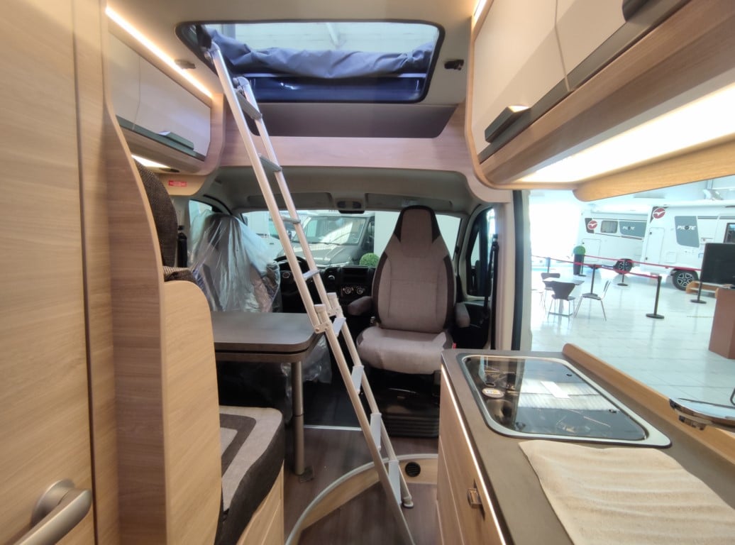 CAMPER FURGONETA KNAUS BOXSTAR STREET 600 MQ SOSTRE ELEVABLE