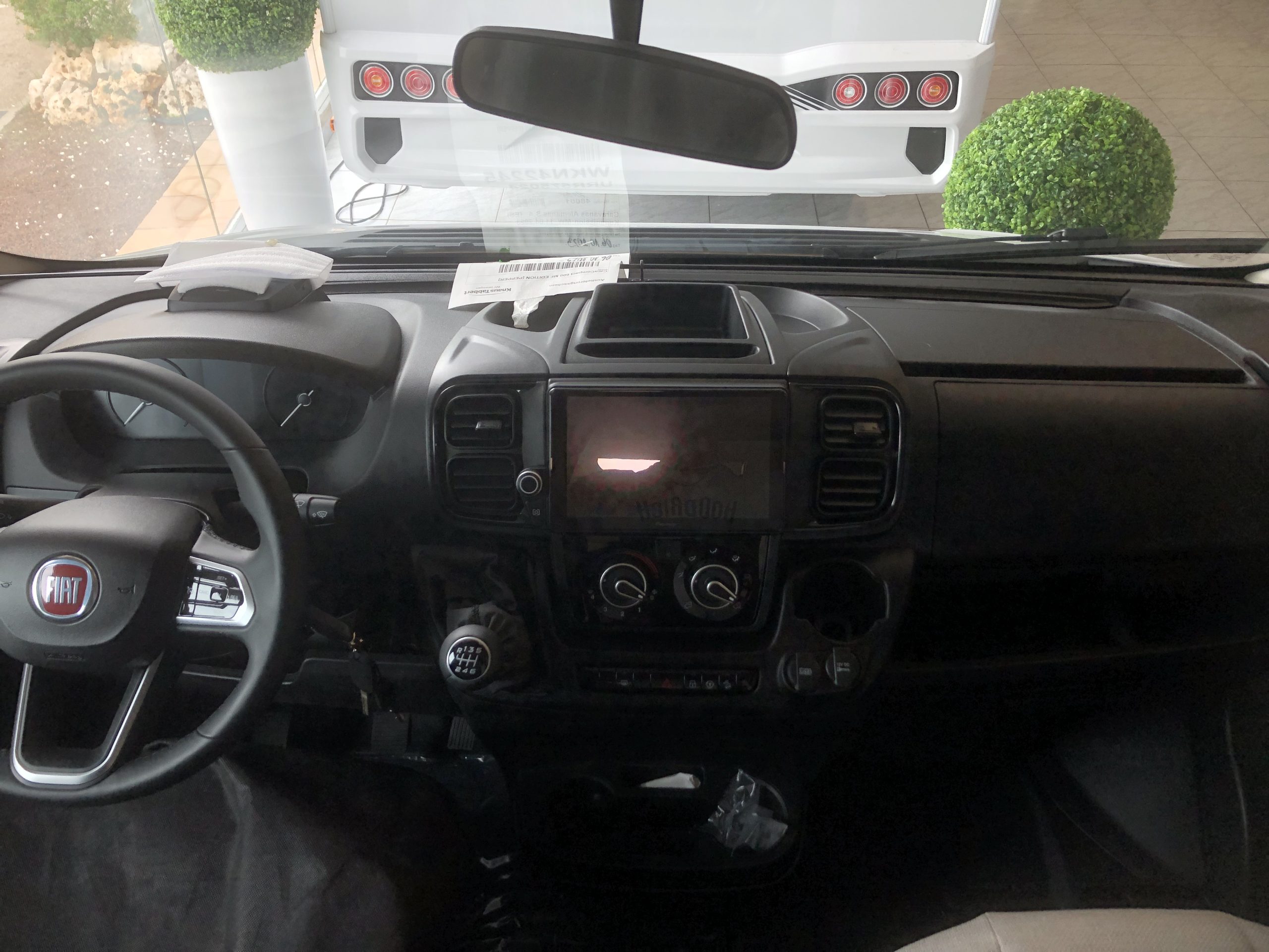 WEINSBERG CARACOMPACT PEPPER 600 MF AUTOCARAVANA NUEVA