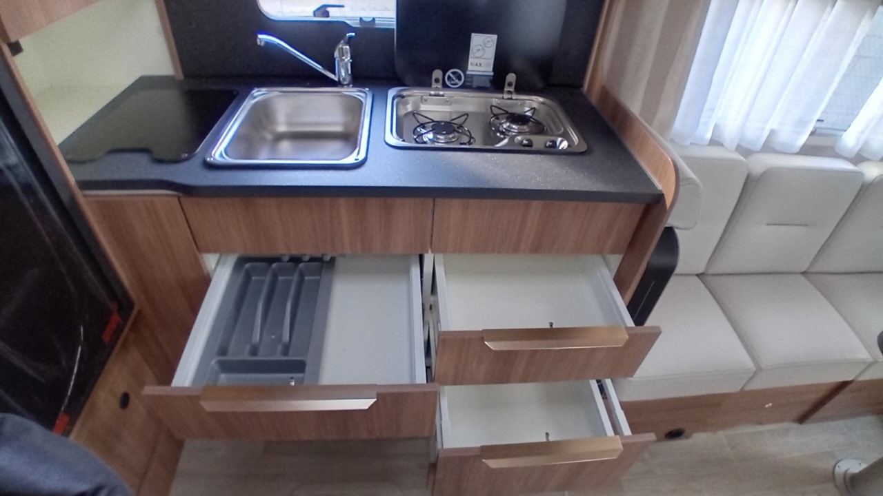 AUTOCARAVANA NUEVA PILOTE P626D Evidence +