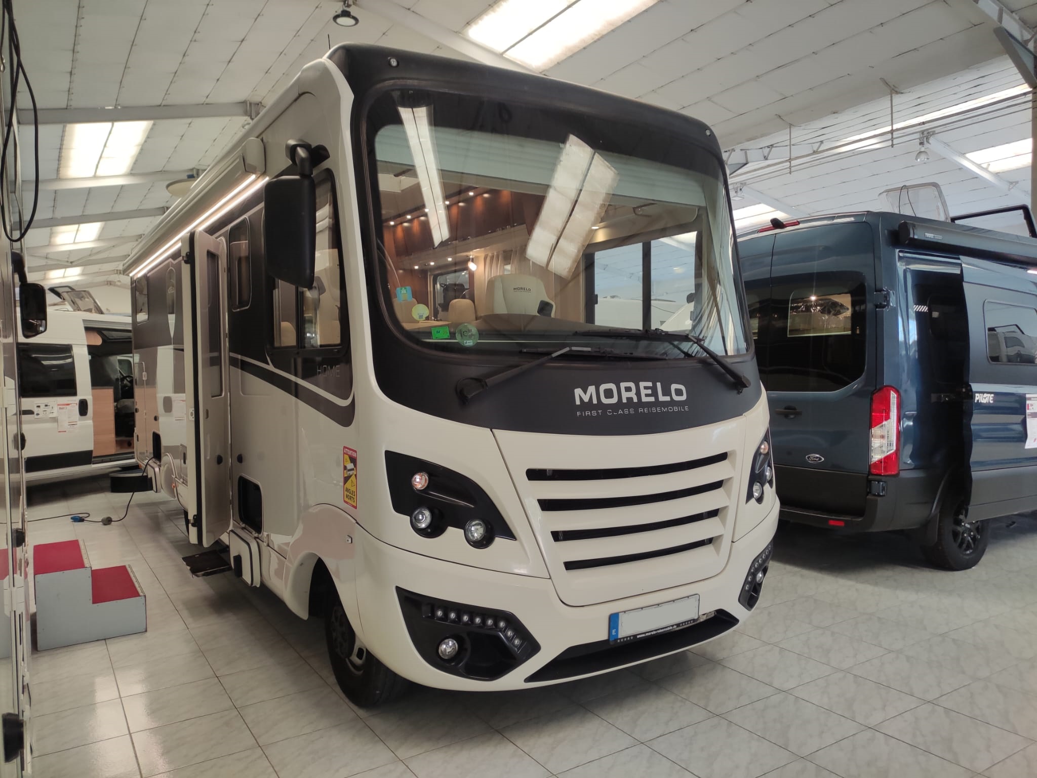 AUTOCARAVANA DE LUXE MORELO HOME 82 LS DE OCASIÓ