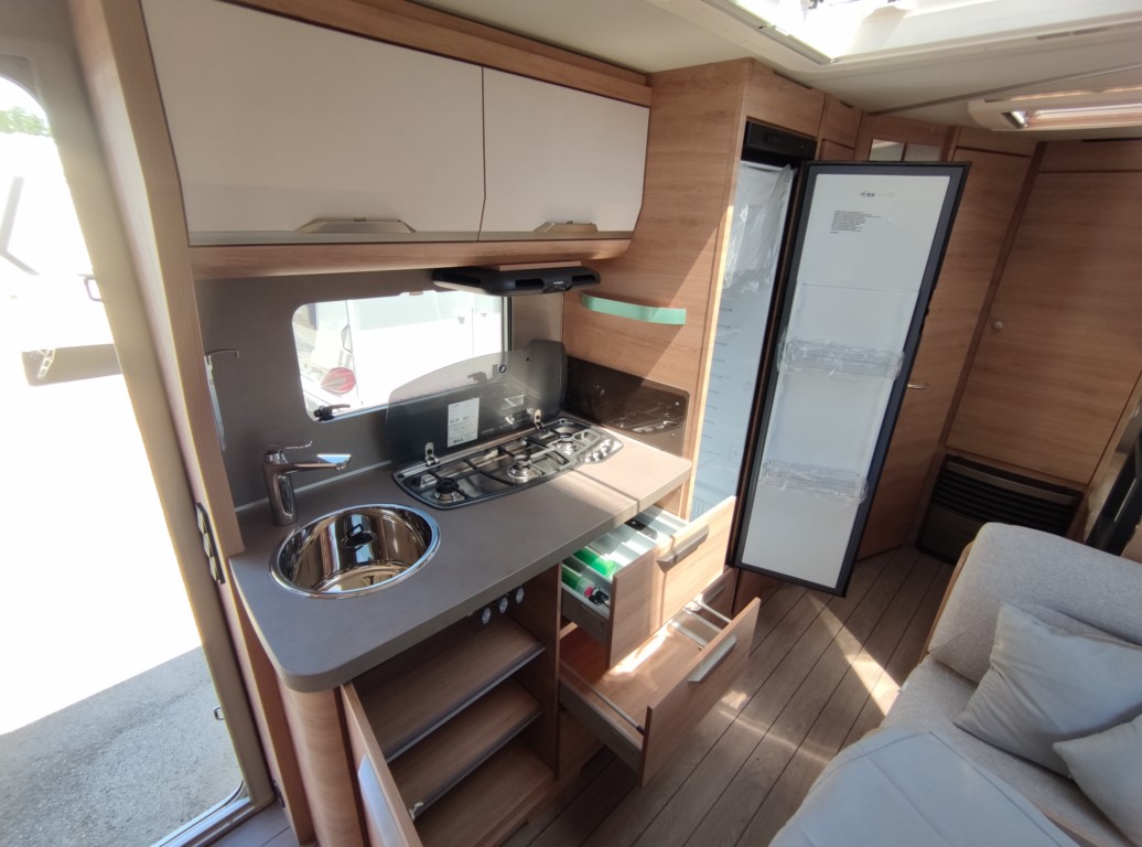 CARAVANA NOVA KNAUS SUDWIND 580 QS – 60 ANIVERSARIO