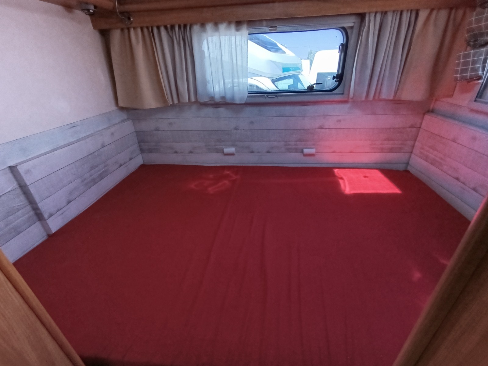 AUTOCARAVANA SEGONA MÀ RIMOR KATAMARANO 8P