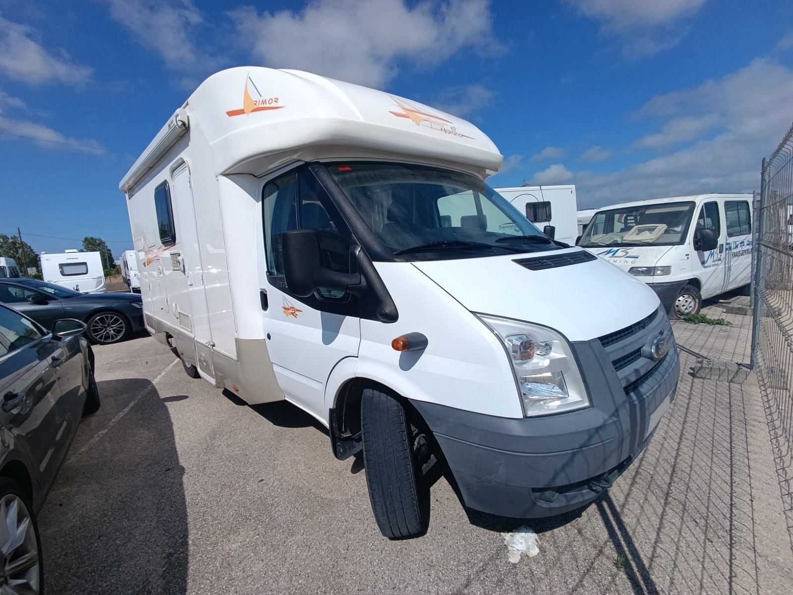AUTOCARAVANA SEGONA MÀ RIMOR KATAMARANO 8P