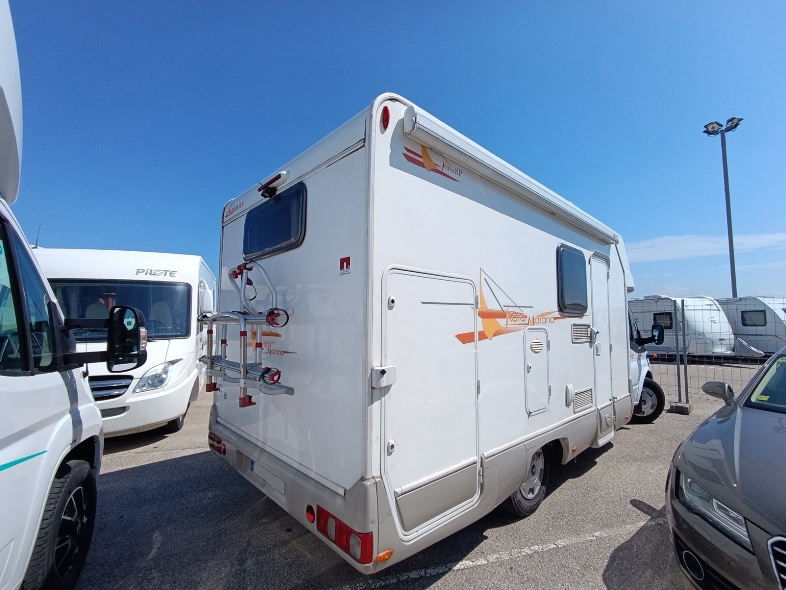 AUTOCARAVANA SEGONA MÀ RIMOR KATAMARANO 8P