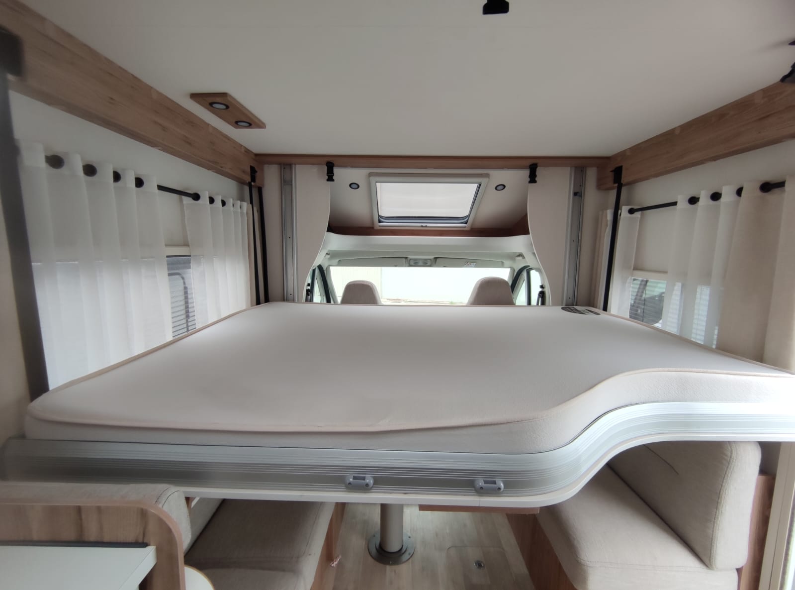 AUTOCARAVANA SEGONA MÀ PILOTE P 626D