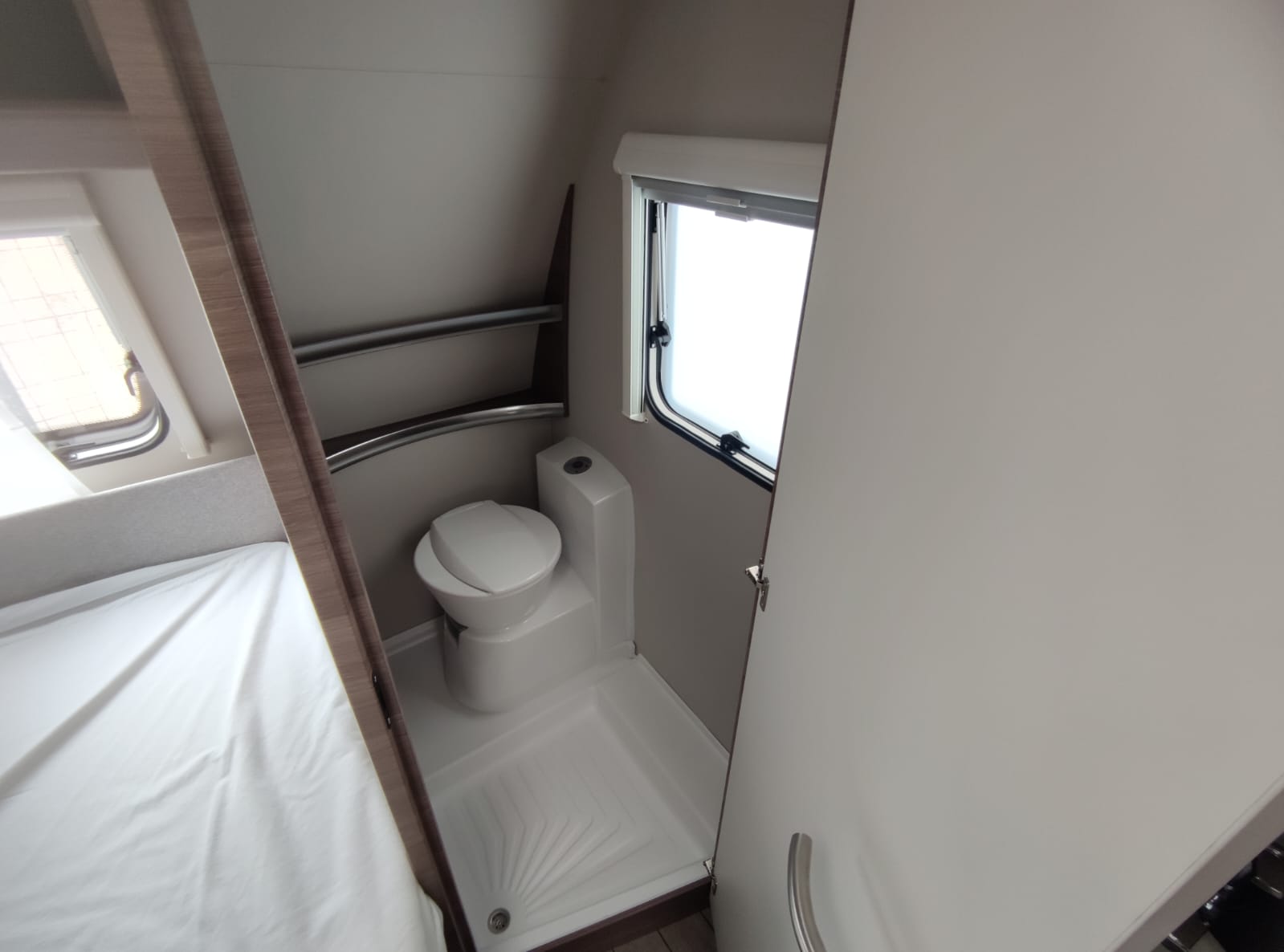 CARAVANA SEGONA MÀ KNAUS SPORT SILVER SELECTION 450 FU