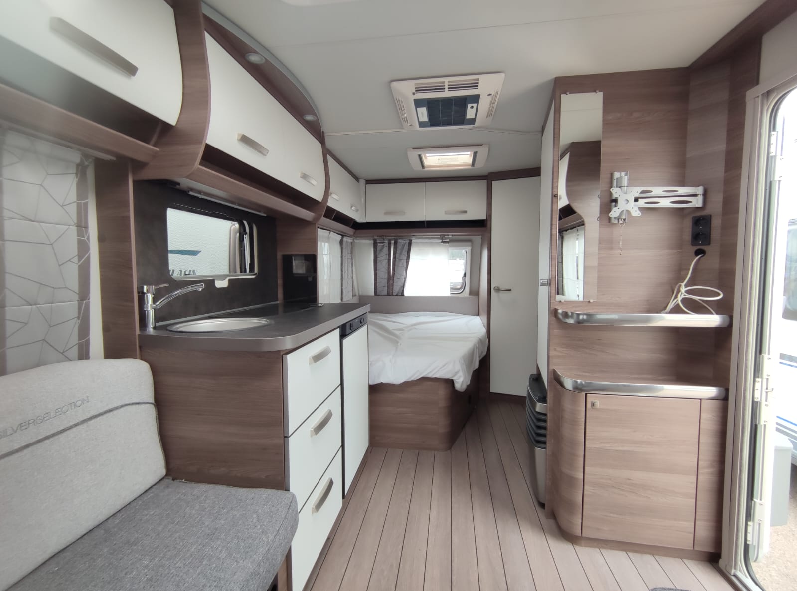 CARAVANA SEGONA MÀ KNAUS SPORT SILVER SELECTION 450 FU
