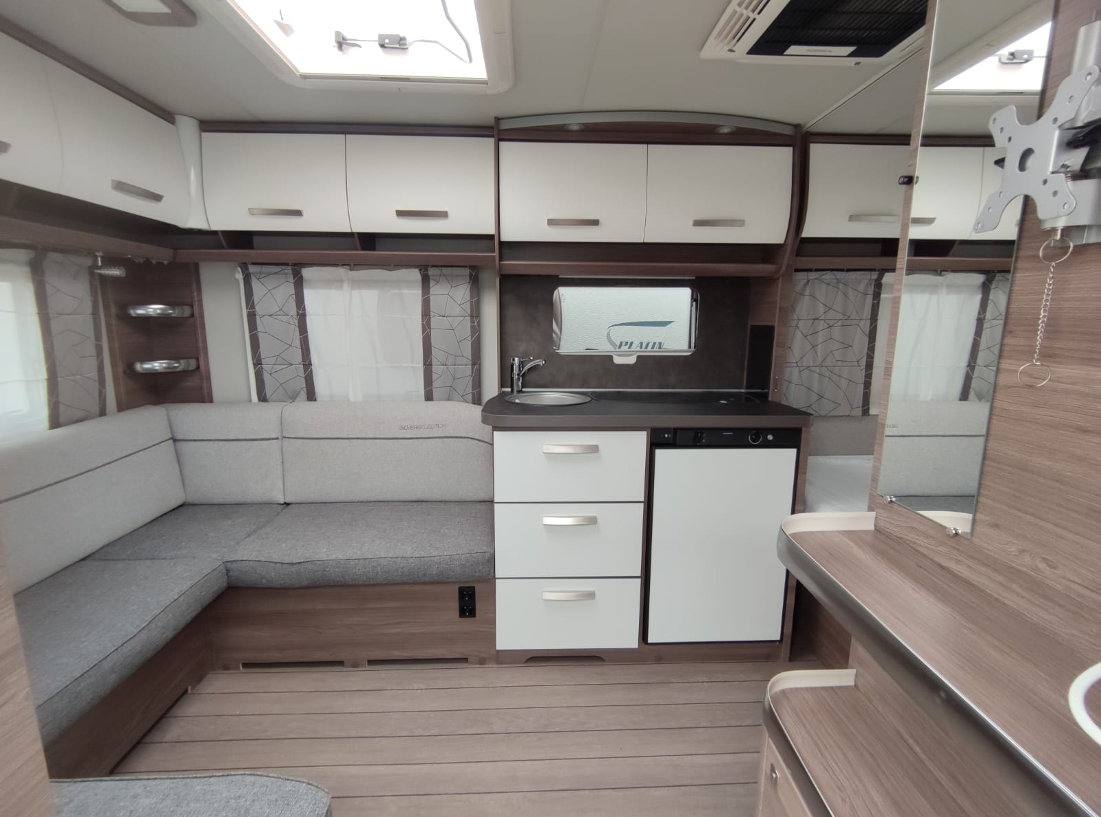 CARAVANA SEGONA MÀ KNAUS SPORT SILVER SELECTION 450 FU