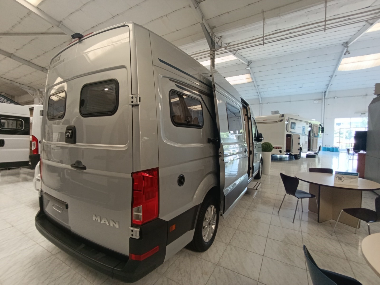 CAMPER NOVA KNAUS BOXDRIVE 680 ME