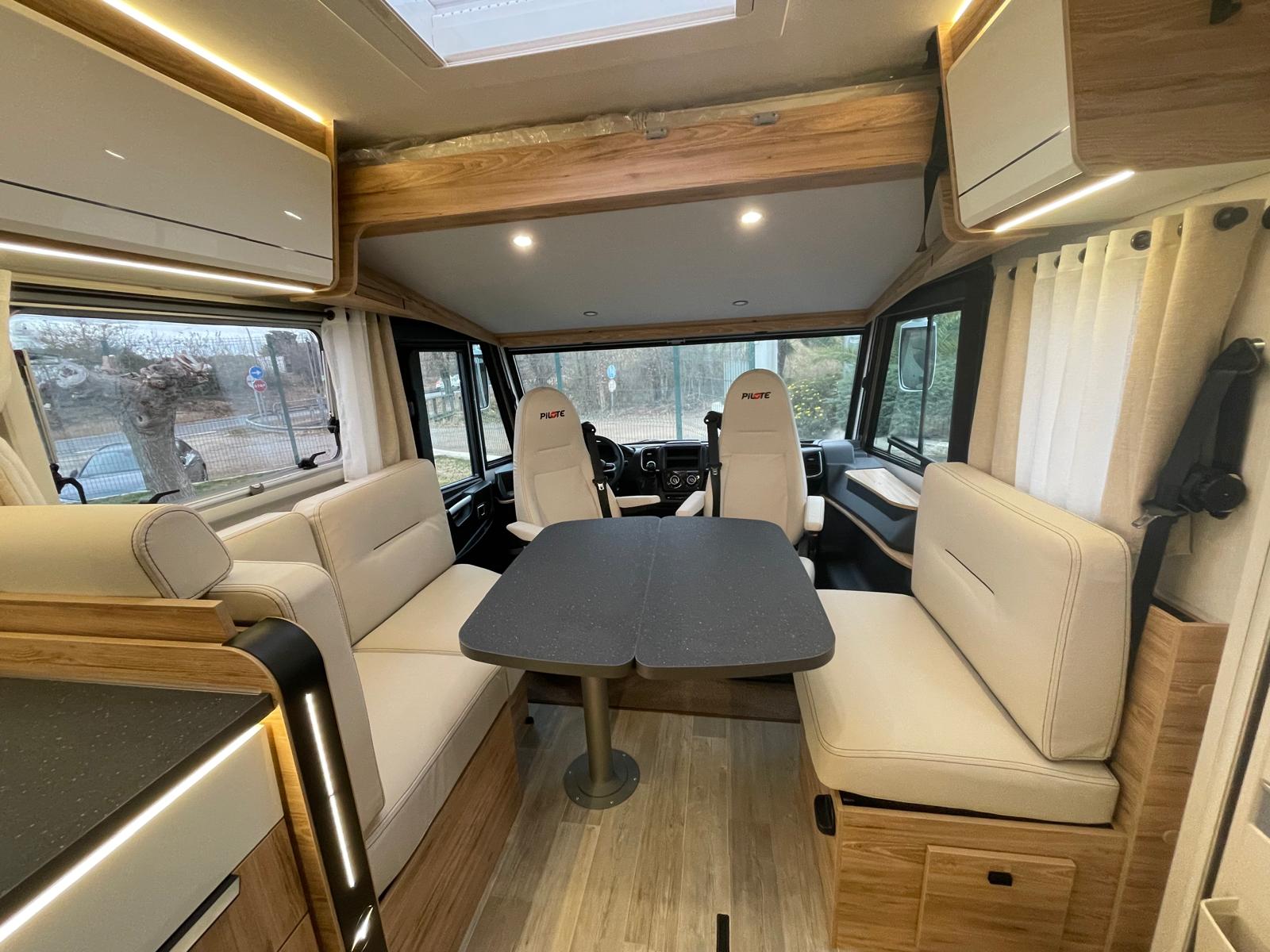AUTOCARAVANA PILOTE G740 FC Expression