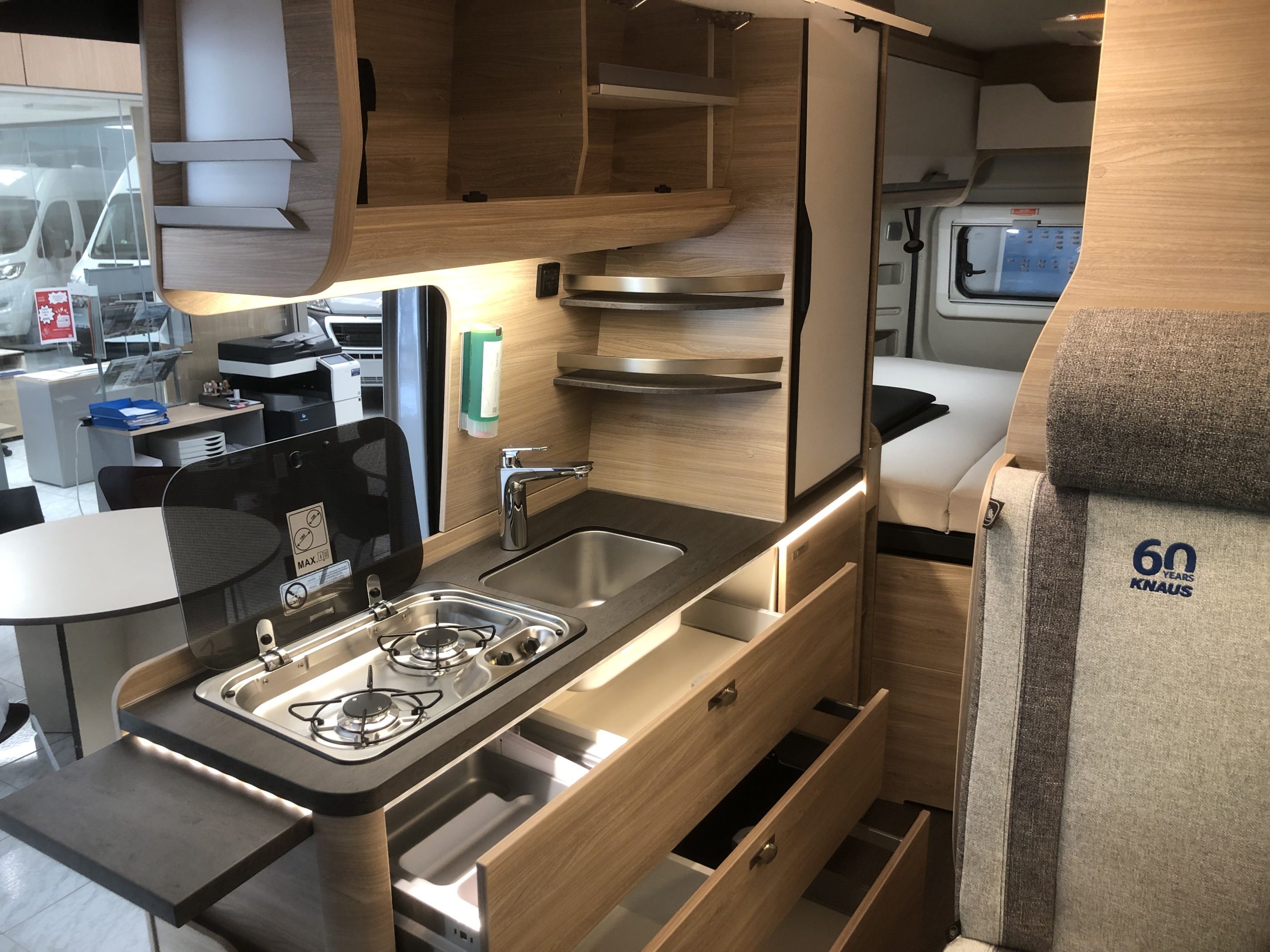 NUEVA CAMPER KNAUS BOXLIFE PRO 600 STREET 60 YEARS