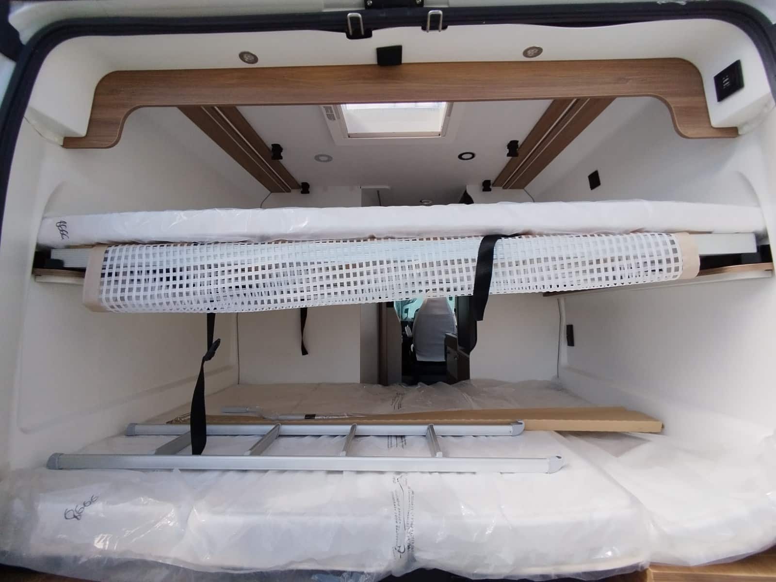 FURGONETA CAMPER NUEVA PILOTE V600S EXCLUSIVE EDITION – KM.0