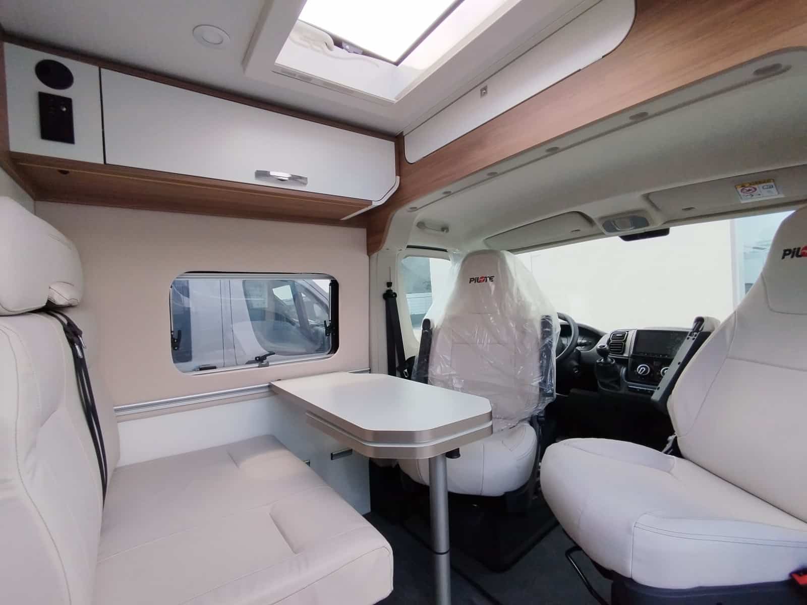 FURGONETA CAMPER NUEVA PILOTE V600S EXCLUSIVE EDITION – KM.0