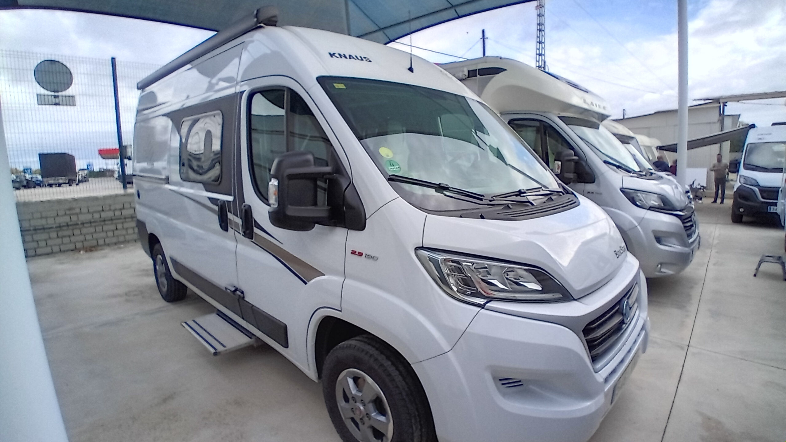 AUTOCARAVANA DE SEGONA MÀ KNAUS BOXSTAR 540 MQ PLATINO