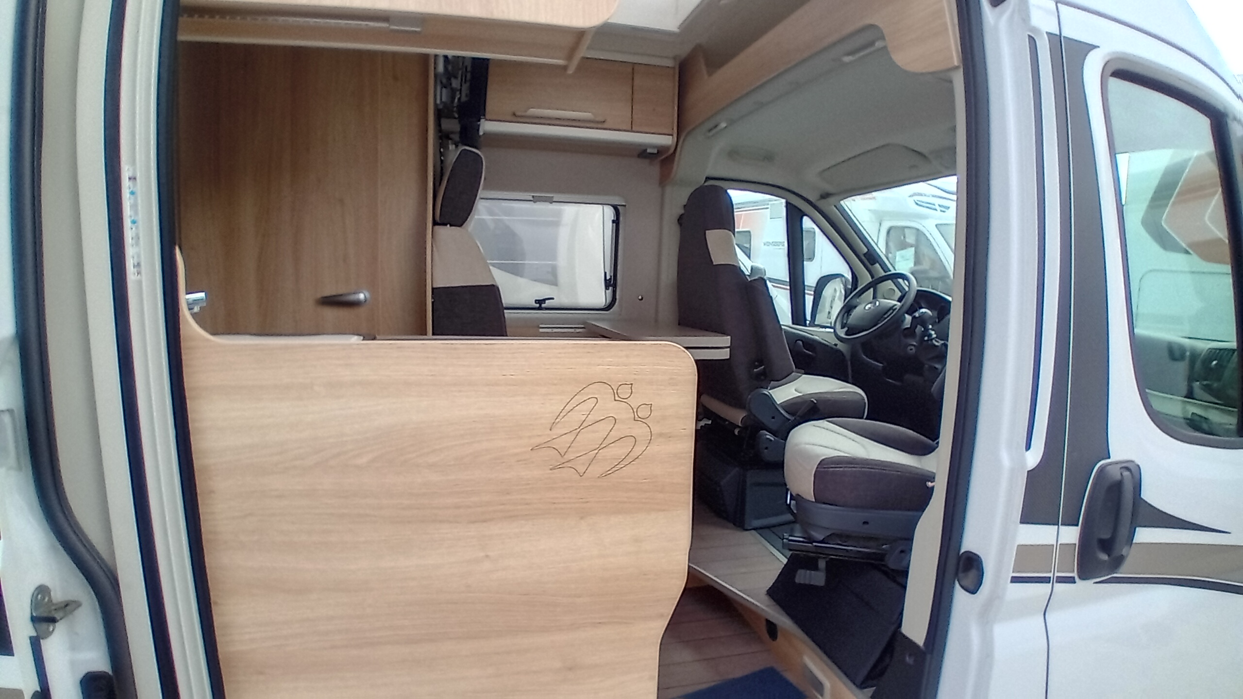 AUTOCARAVANA DE SEGONA MÀ KNAUS BOXSTAR 540 MQ PLATINO