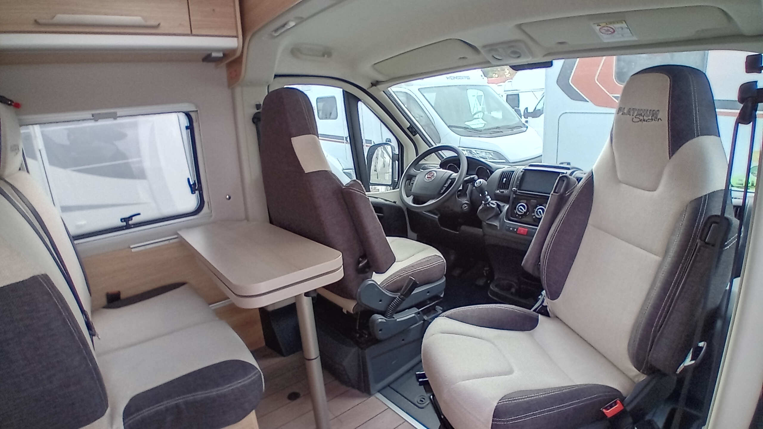 AUTOCARAVANA DE SEGONA MÀ KNAUS BOXSTAR 540 MQ PLATINO