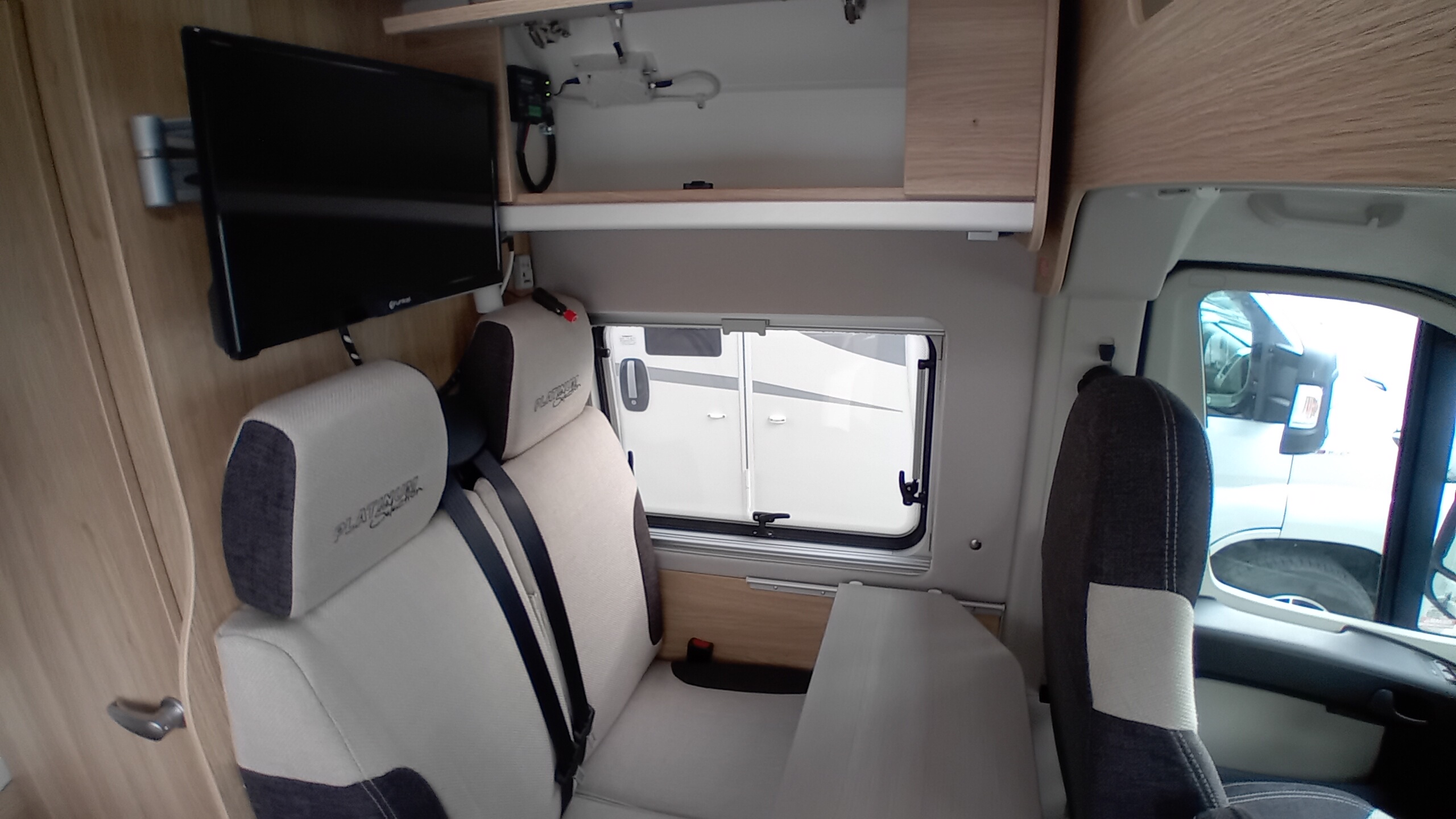 AUTOCARAVANA DE SEGONA MÀ KNAUS BOXSTAR 540 MQ PLATINO