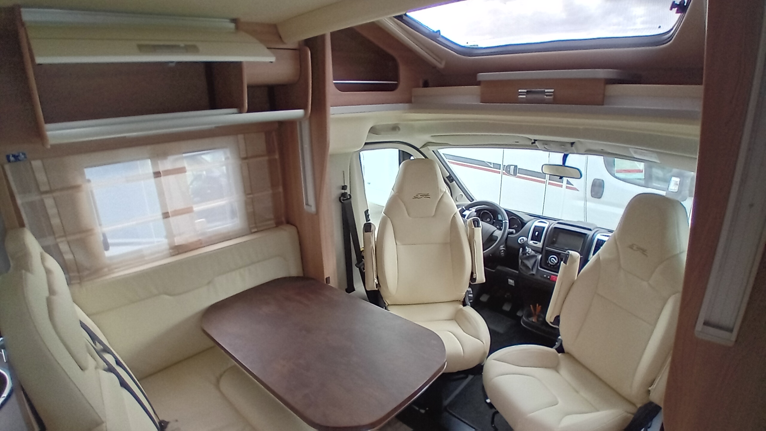 AUTOCARAVANA SEGONA MÀ LAIKA ECOVIP 409