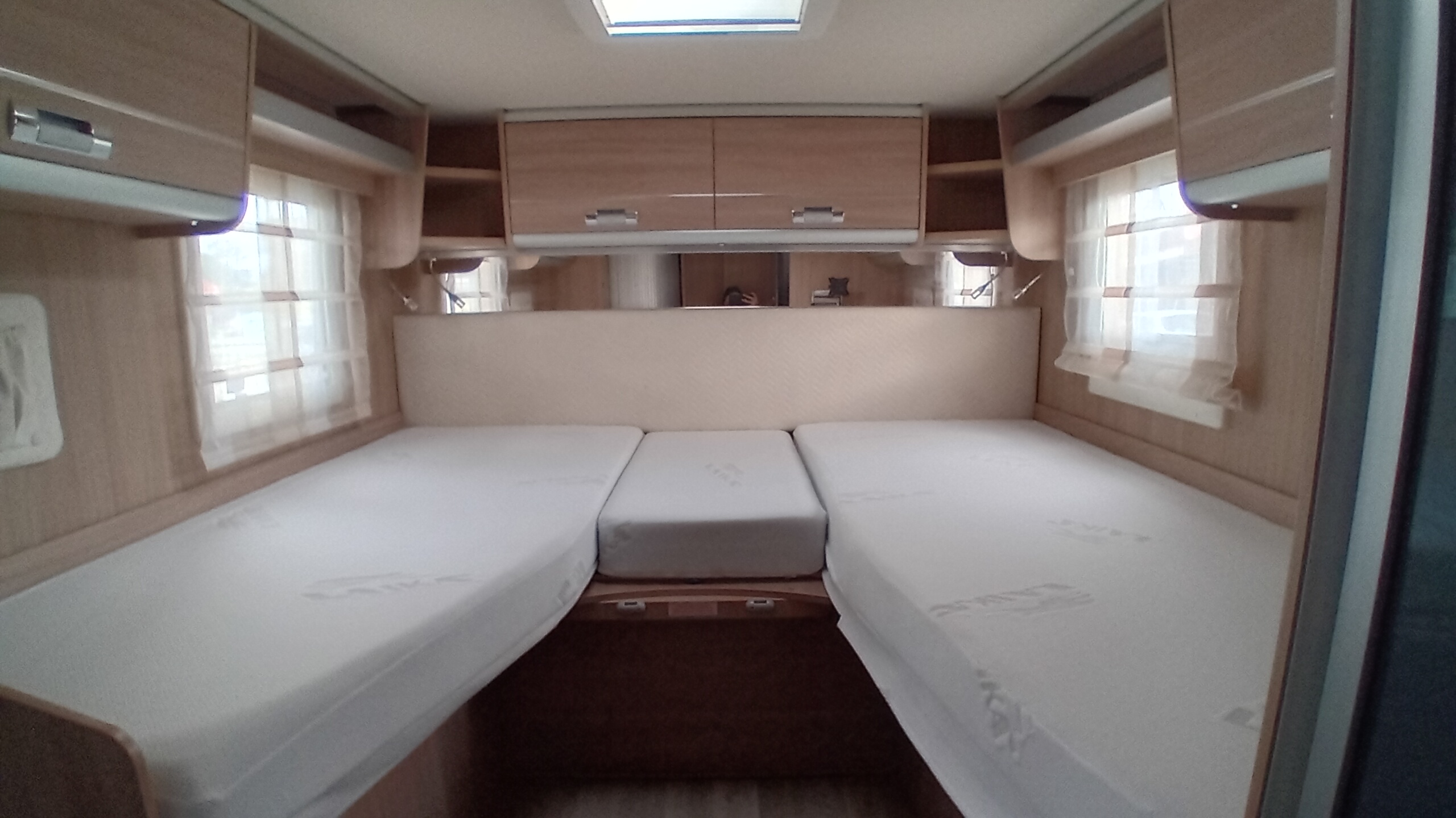 AUTOCARAVANA SEGONA MÀ LAIKA ECOVIP 409