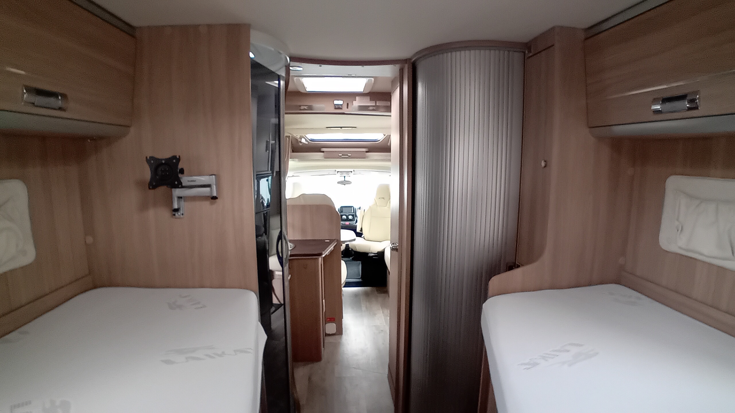 AUTOCARAVANA SEGONA MÀ LAIKA ECOVIP 409