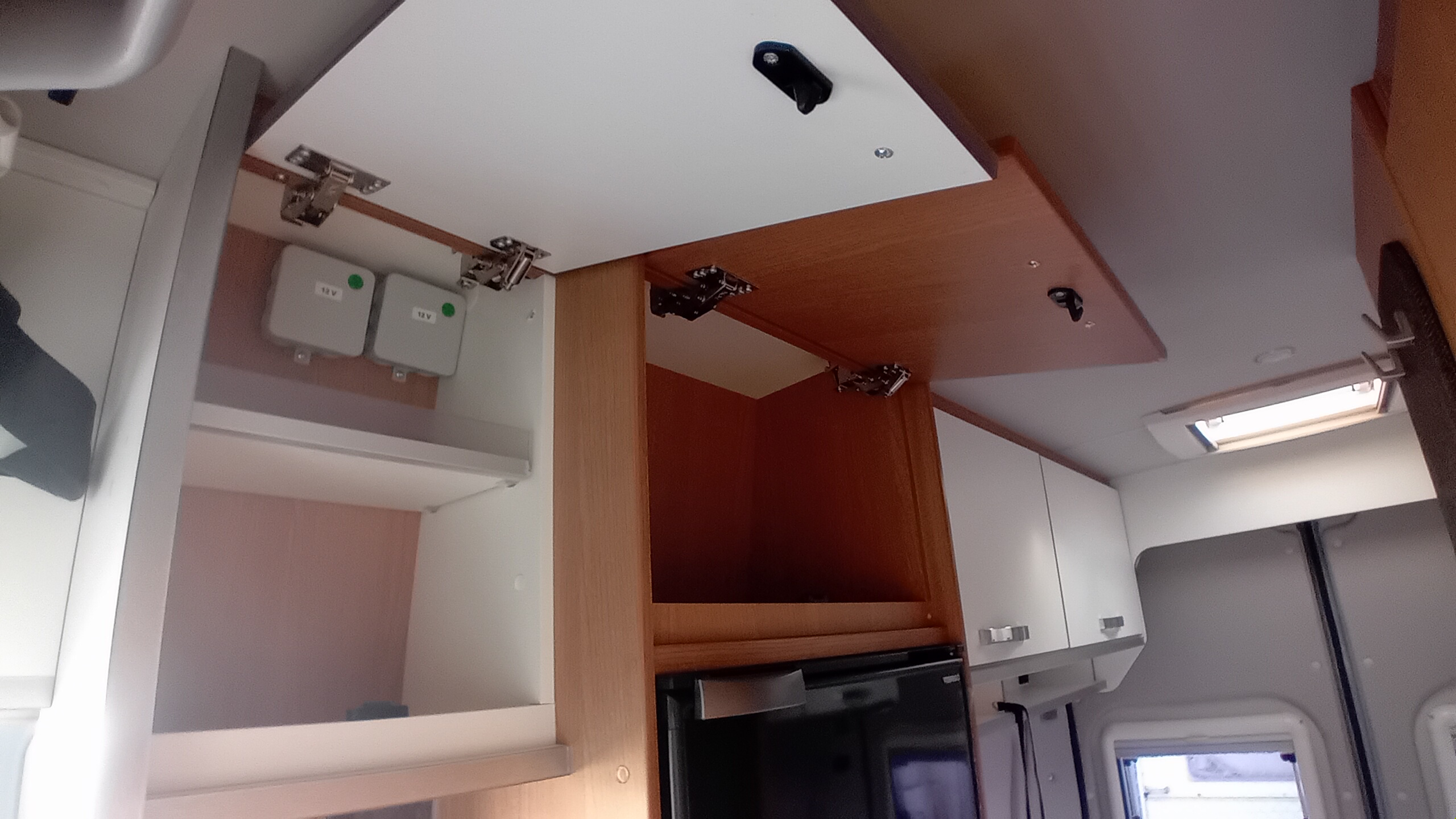 CAMPER DE SEGONA MÀ WEINSBERG CARABUS 600 DQ