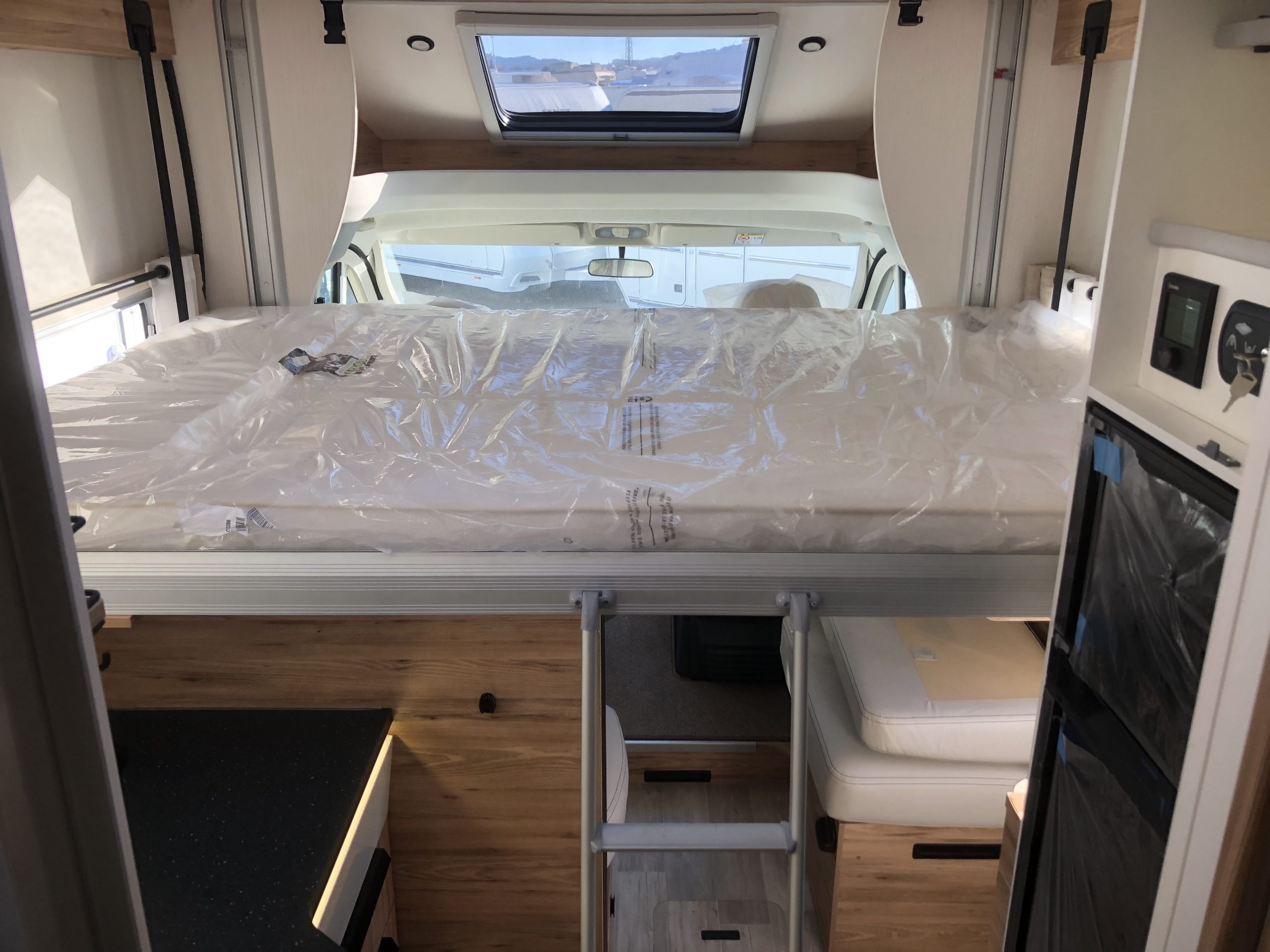 NOVA AUTOCARAVANA PILOTE P746GJ