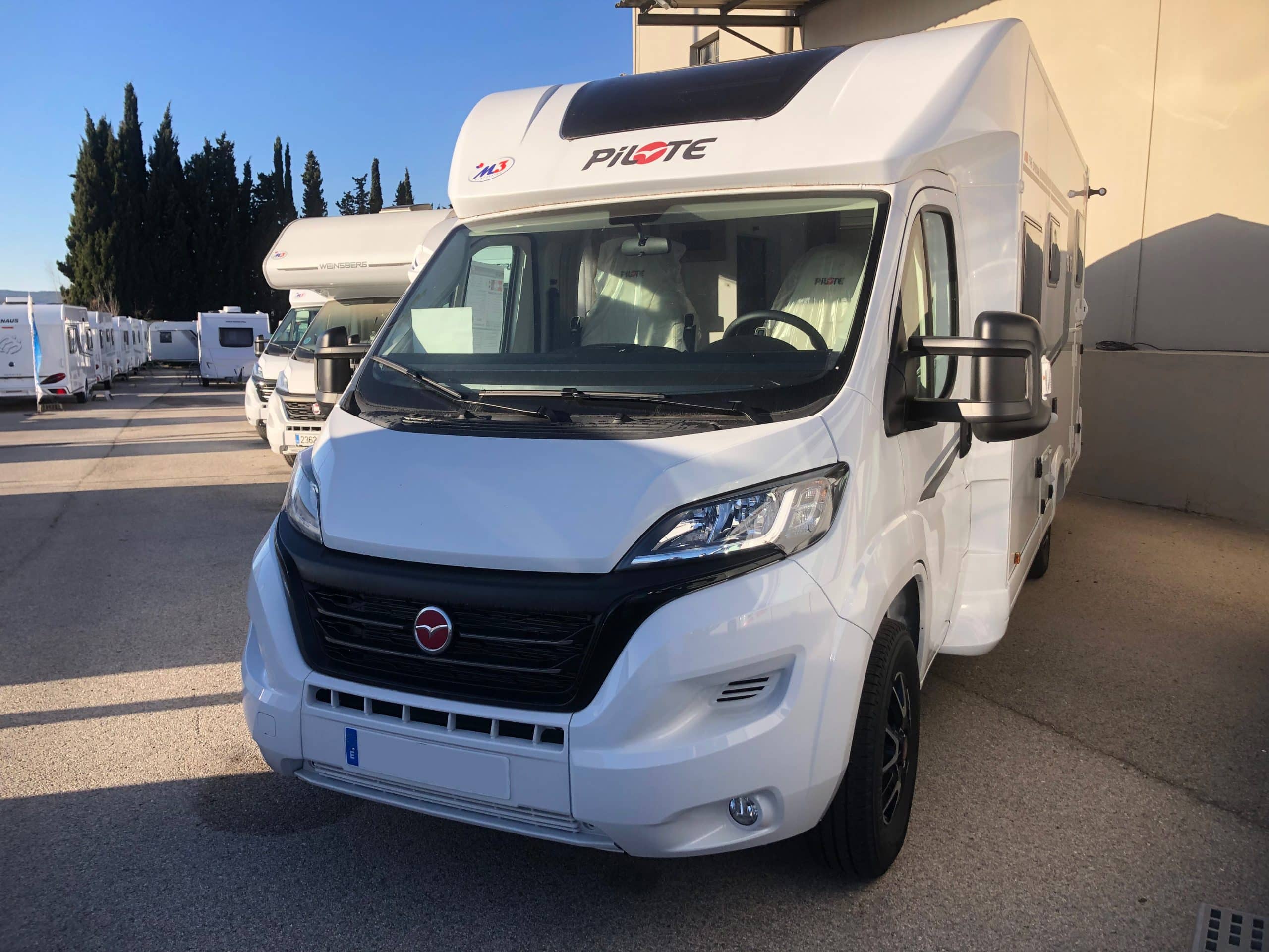 NOVA AUTOCARAVANA PILOTE P746GJ