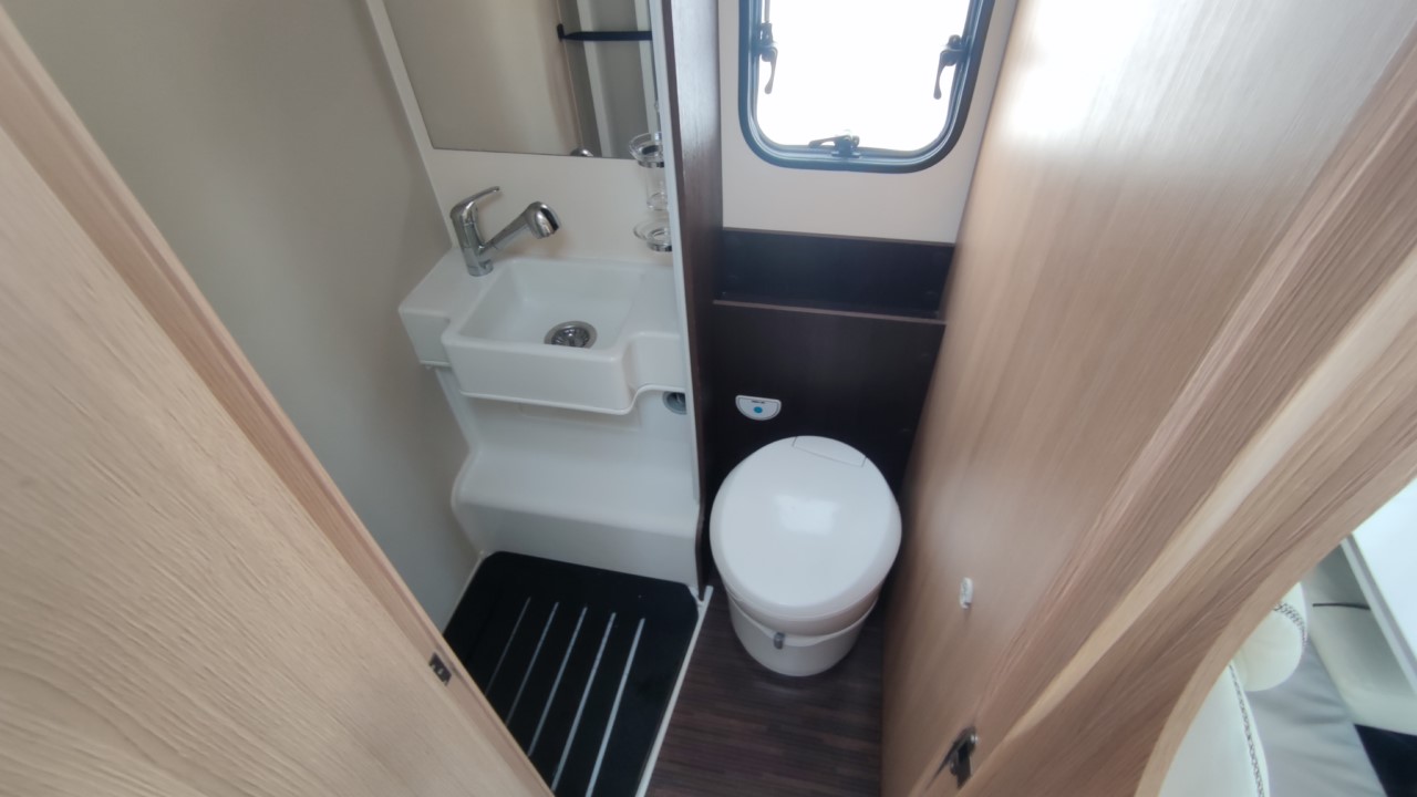 AUTOCARAVANA SEGONA MÀ MCLOUIS MC4 239