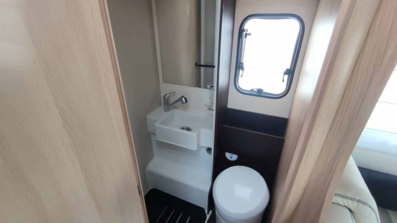 AUTOCARAVANA SEGONA MÀ MCLOUIS MC4 239