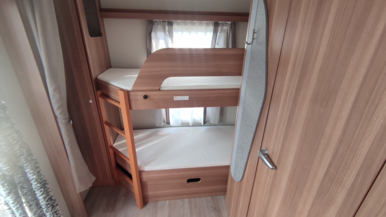 CARAVANA OCASIÓ WEINSBERG CARAONE 480 QDK